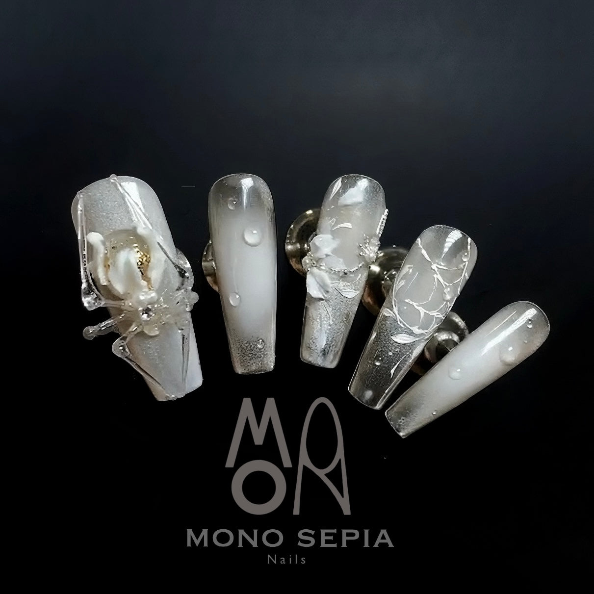 White Spider 🕷️