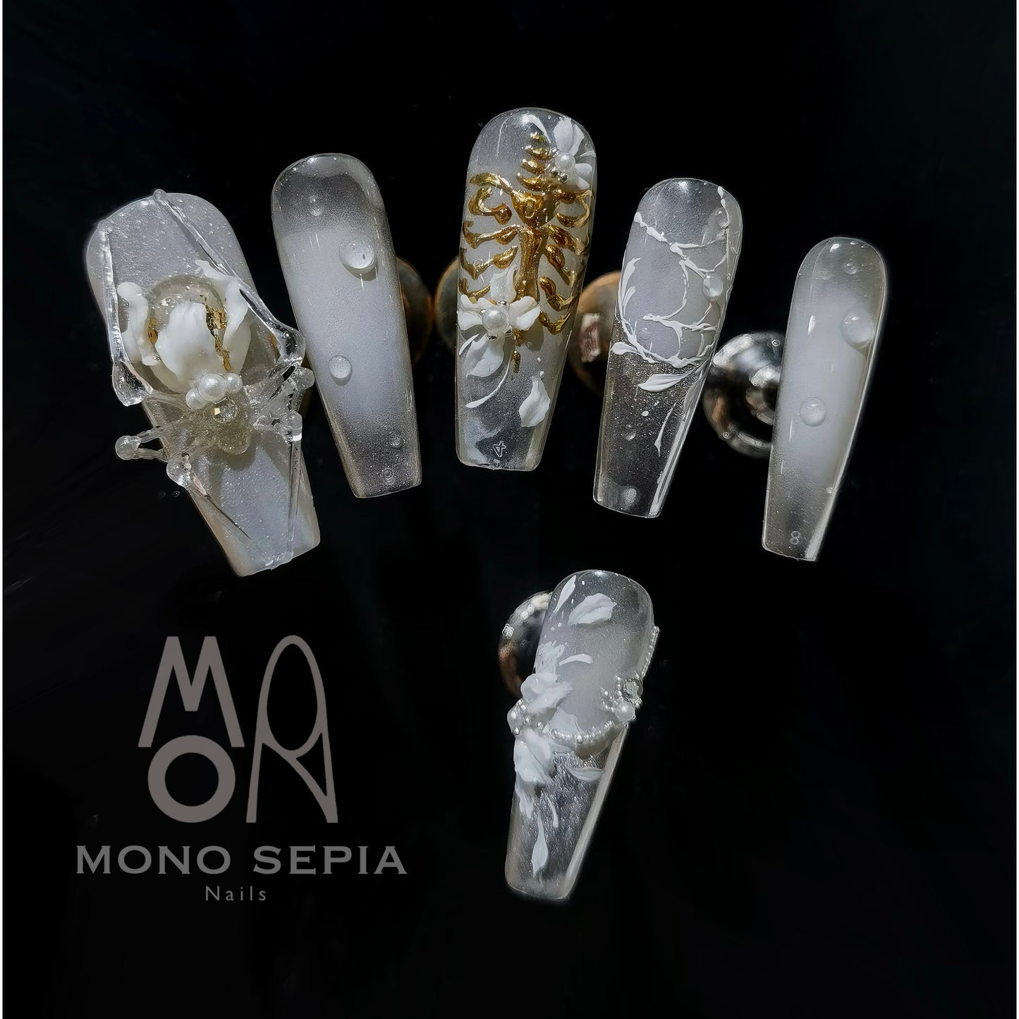 White Spider 🕷️